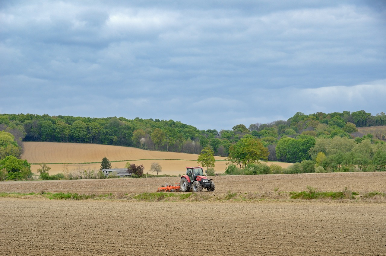 tractor, machinery, agricultural-5551066.jpg