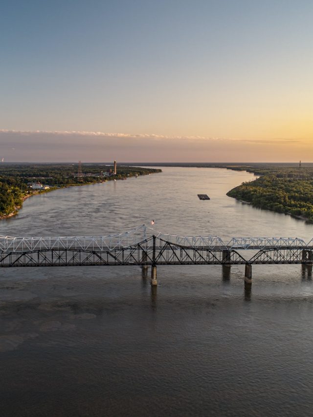 Battling saltwater, Mississippi River, New Orleans region, coastal erosion, saltwater intrusion, water management, flood control, sea-level rise, coastal resilience, coastal protection, coastal engineering, saltwater barrier, freshwater diversion, coastal restoration, coastal infrastructure, delta ecosystems, environmental conservation, water resources, water scarcity, hydrology, climate change, storm surges, coastal flooding, coastal erosion control, coastal management, river-ocean interaction, saltwater intrusion mitigation, saltwater intrusion impacts, saltwater intrusion prevention, freshwater-saltwater balance, coastal ecosystem health, coastal ecosystem services, coastal monitoring, coastal data, coastal modeling, coastal policy, coastal regulations, coastal governance, water governance, water conservation, water allocation, environmental impacts, environmental awareness, environmental education, public engagement, stakeholder involvement, community resilience, climate adaptation, sustainable water practices, water sustainability, coastal challenges, coastal impacts, coastal restoration efforts, coastal conservation initiatives, New Orleans infrastructure, Mississippi River challenges, Mississippi River impacts, Mississippi River management, Mississippi River restoration, Mississippi River conservation,